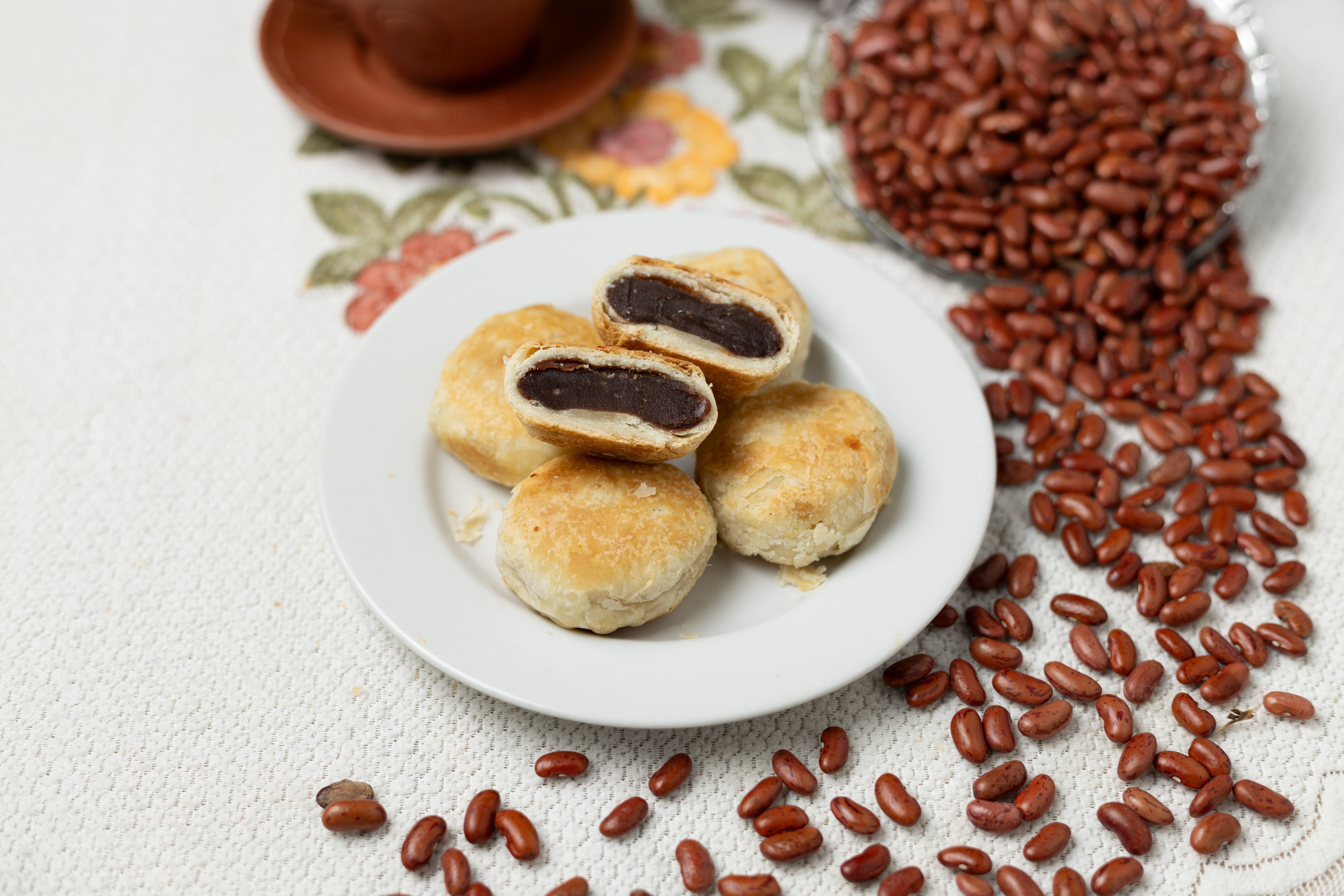 Pia Kacang Merah